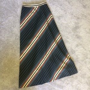 🎉HP🎉 30% off - Vintage Striped Polyester Maxi Skirt